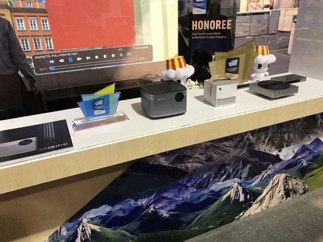 智能电视盘点：“大尺寸＋无边框＋超薄”成趋势