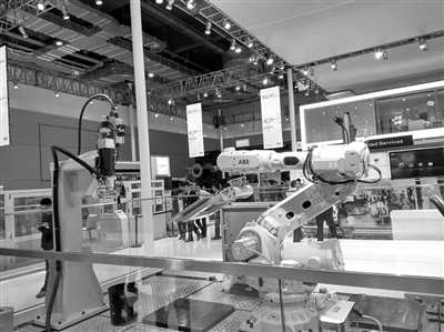 互联网+人工智能+制造新时代到来 互联网+人工智能+制造新时代到来