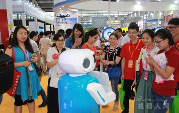 2017年机器人布局变革：企业级机器人将迎来爆发？