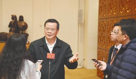 打造智能制造全生态链 推动制造业转型升级 打造智能制造全生态链 推动制造业转型升级