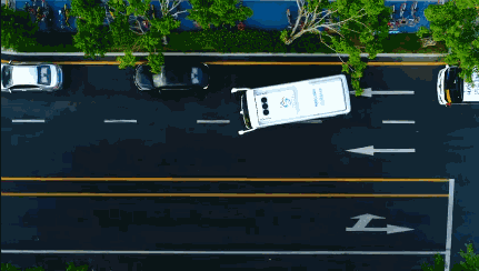 全球第一批“无人驾驶公交”正式上路！