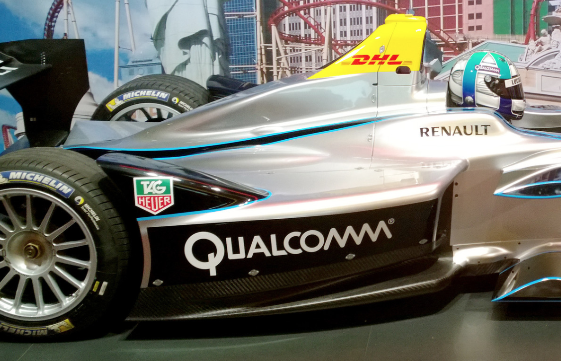 阿蒙谈战略:移动业务减半 VR是明日之星