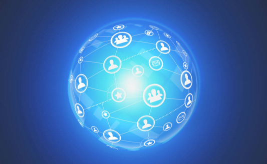 现代版“围城”：互联网大数据下的“洗脑”