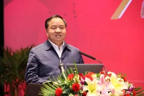 工信部:加强对人工智能、车联网、量子计算等前沿领域重大布局