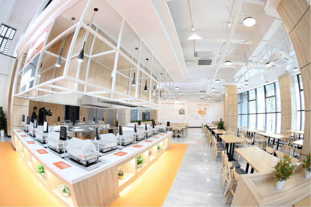 这家智慧餐厅西南首店进驻沙坪坝