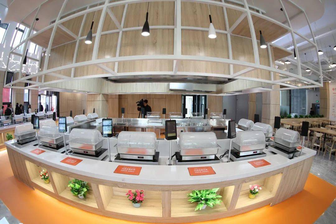 这家智慧餐厅西南首店进驻沙坪坝