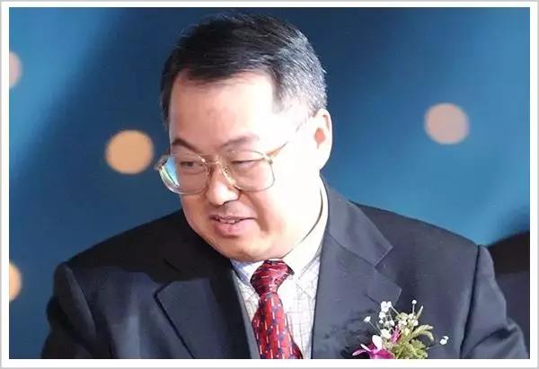 五家上市公司没了,获赔43万,走出牢狱的顾雏军“仍在狱中” 五家上市公司没了,获赔43万,走出牢狱的顾雏军“仍在狱中”