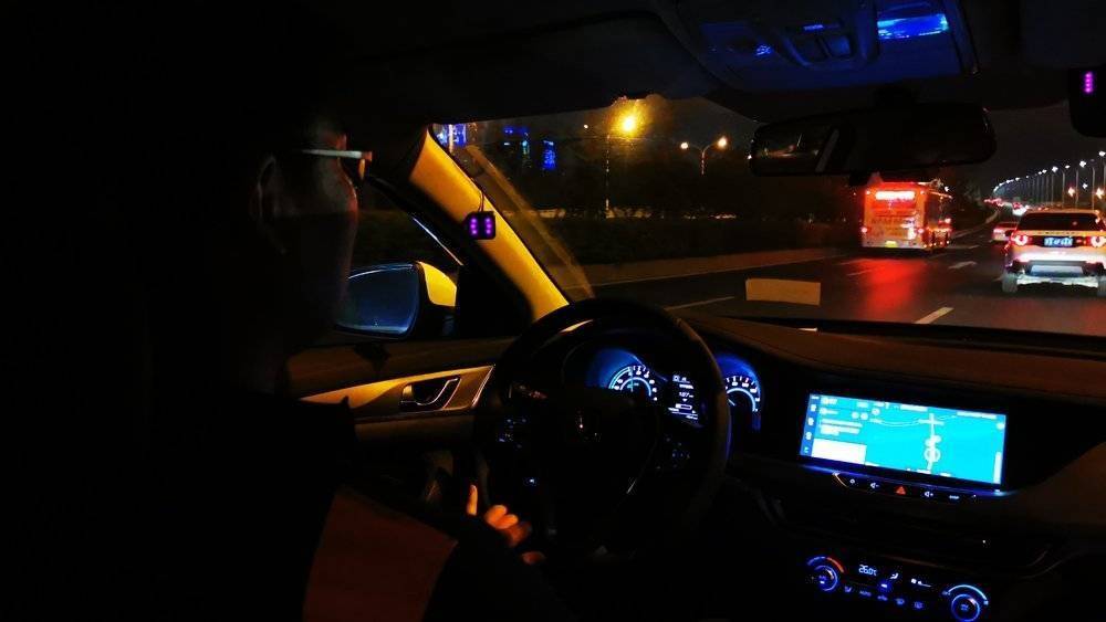 群龙无首，新势力“搅局”网约车