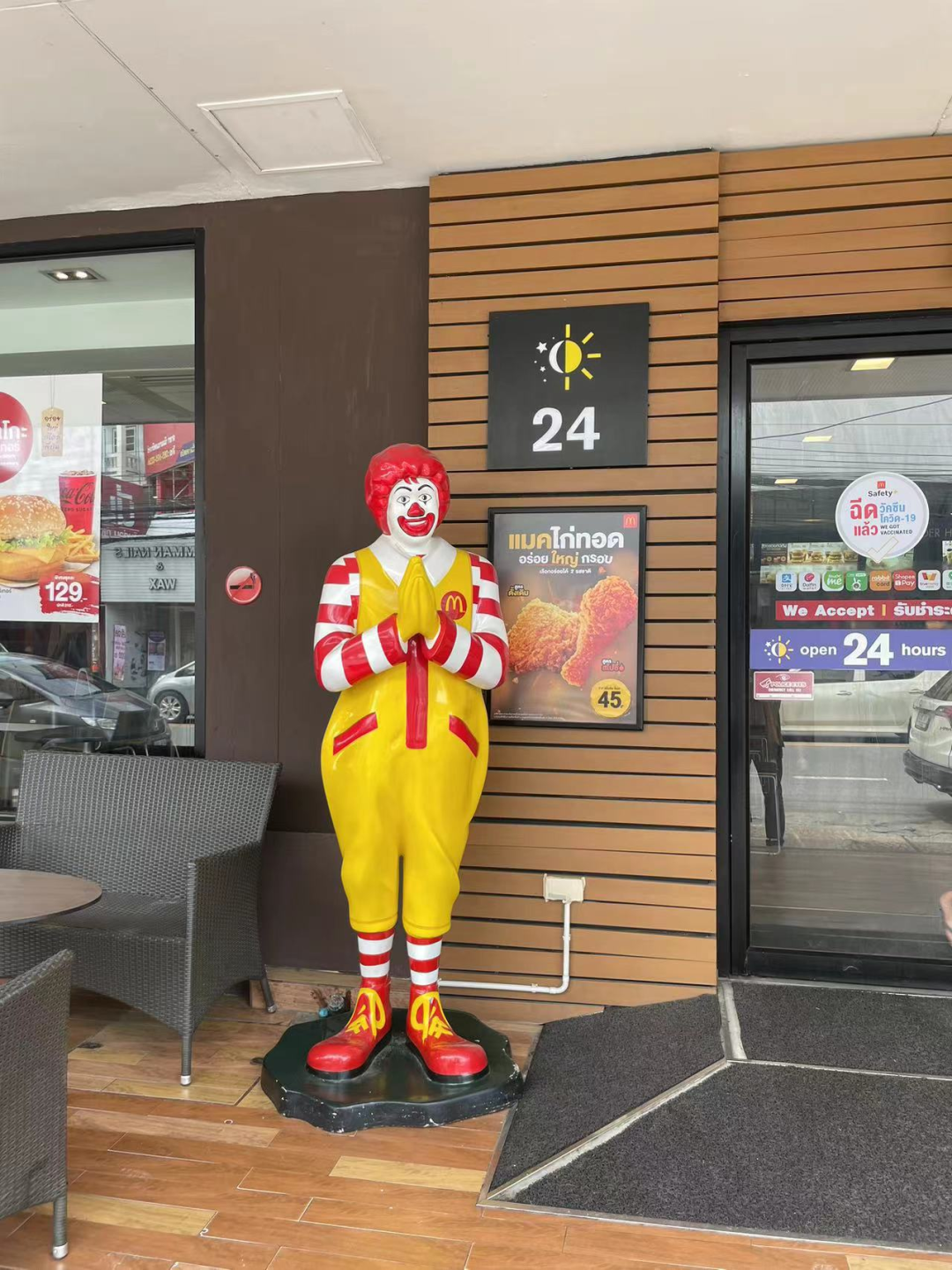 我去了趟东南亚，看到了“信心”和“力量”丨霞光WAVE